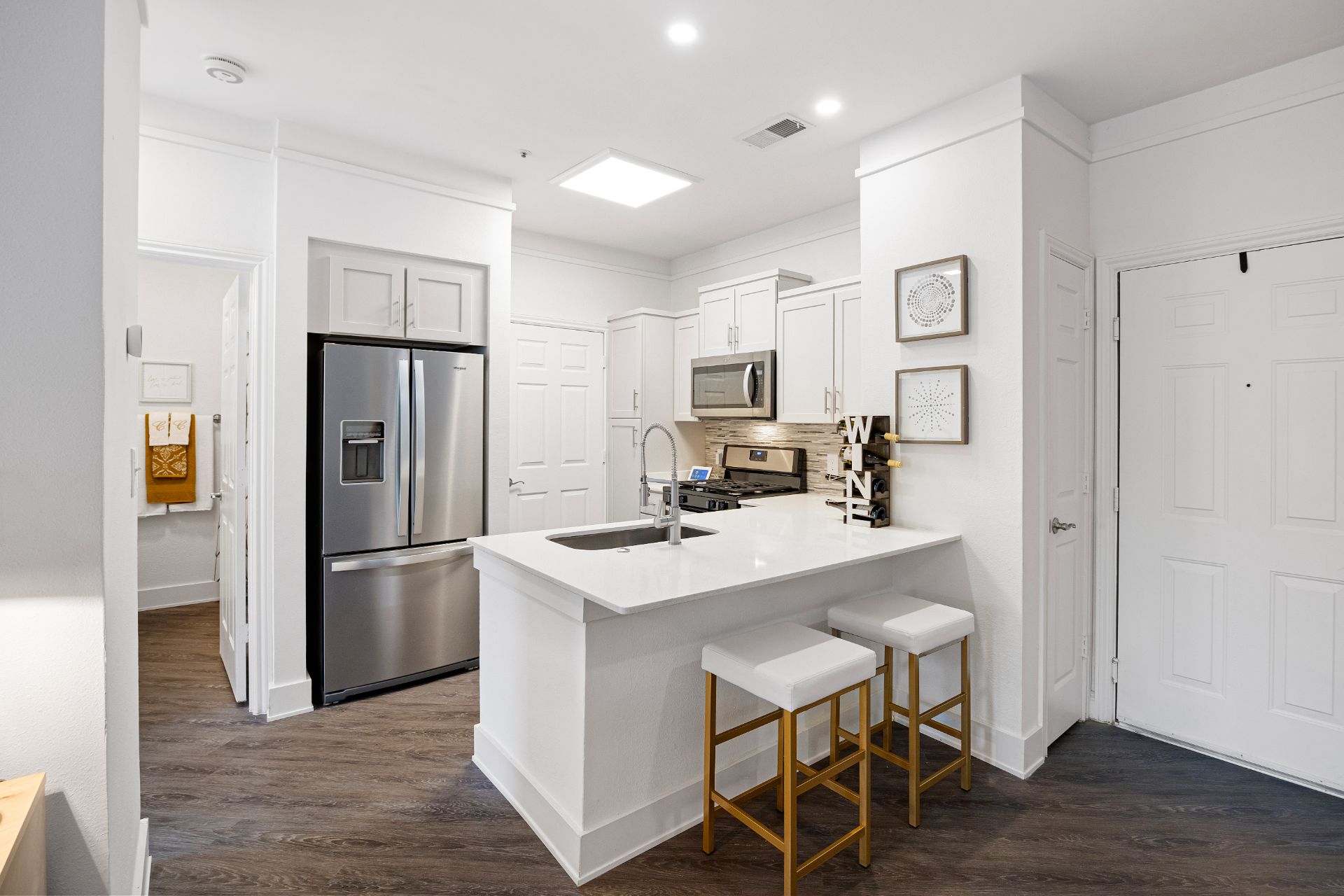 5450 Glenridge Dr-4
