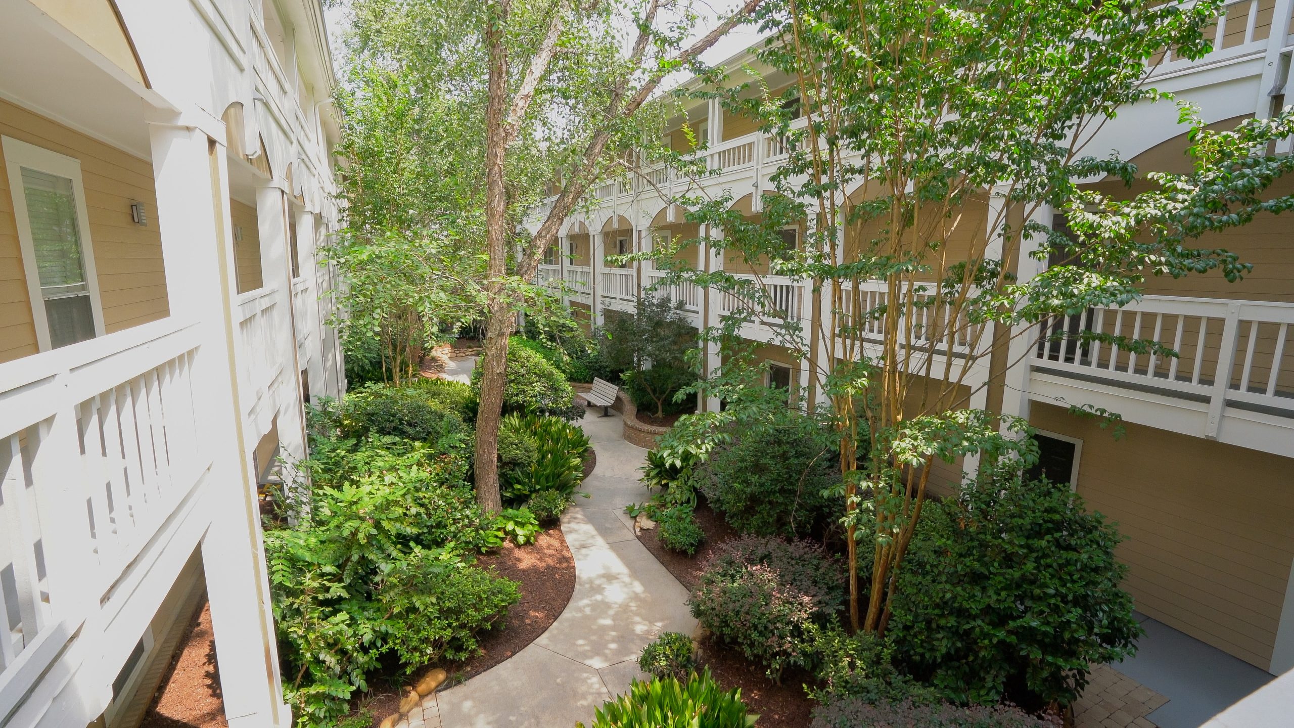 Charleston Court Building Exterior Video Still 1